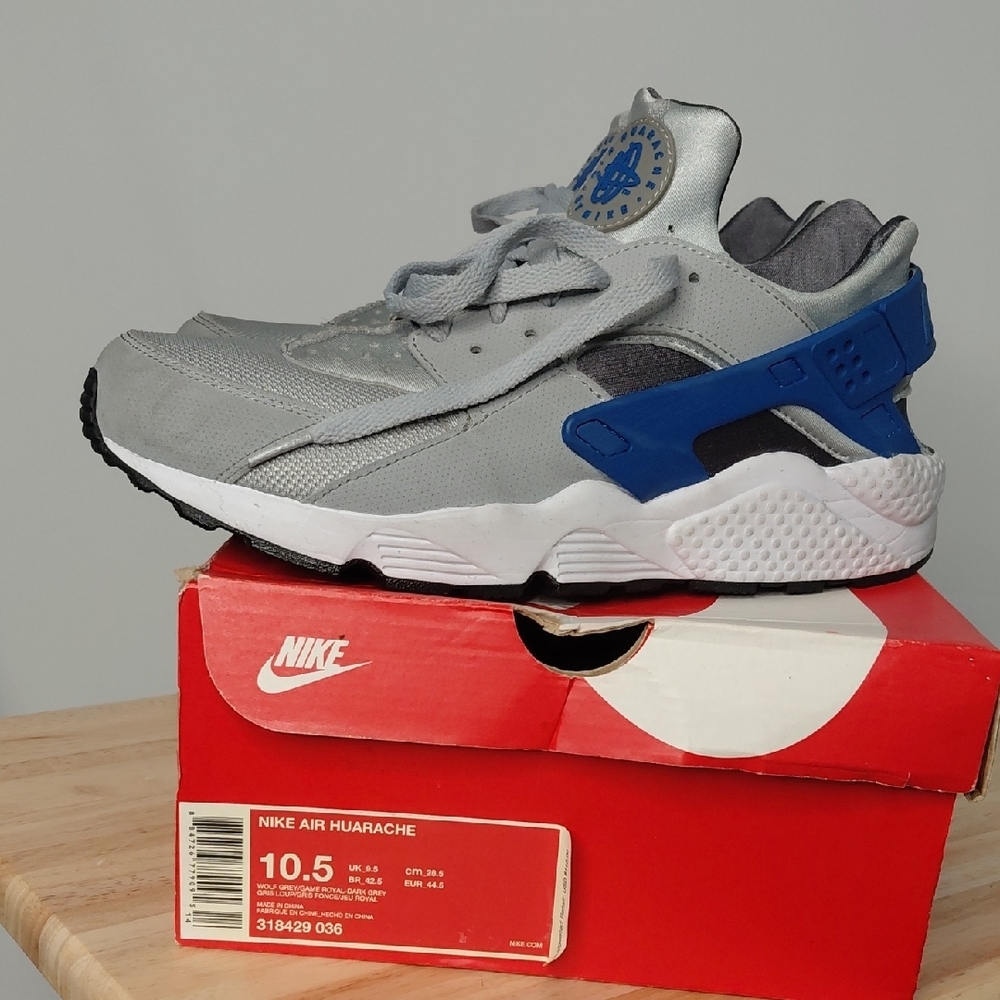 Nike Air Huarache Silver and Blue Sneakers